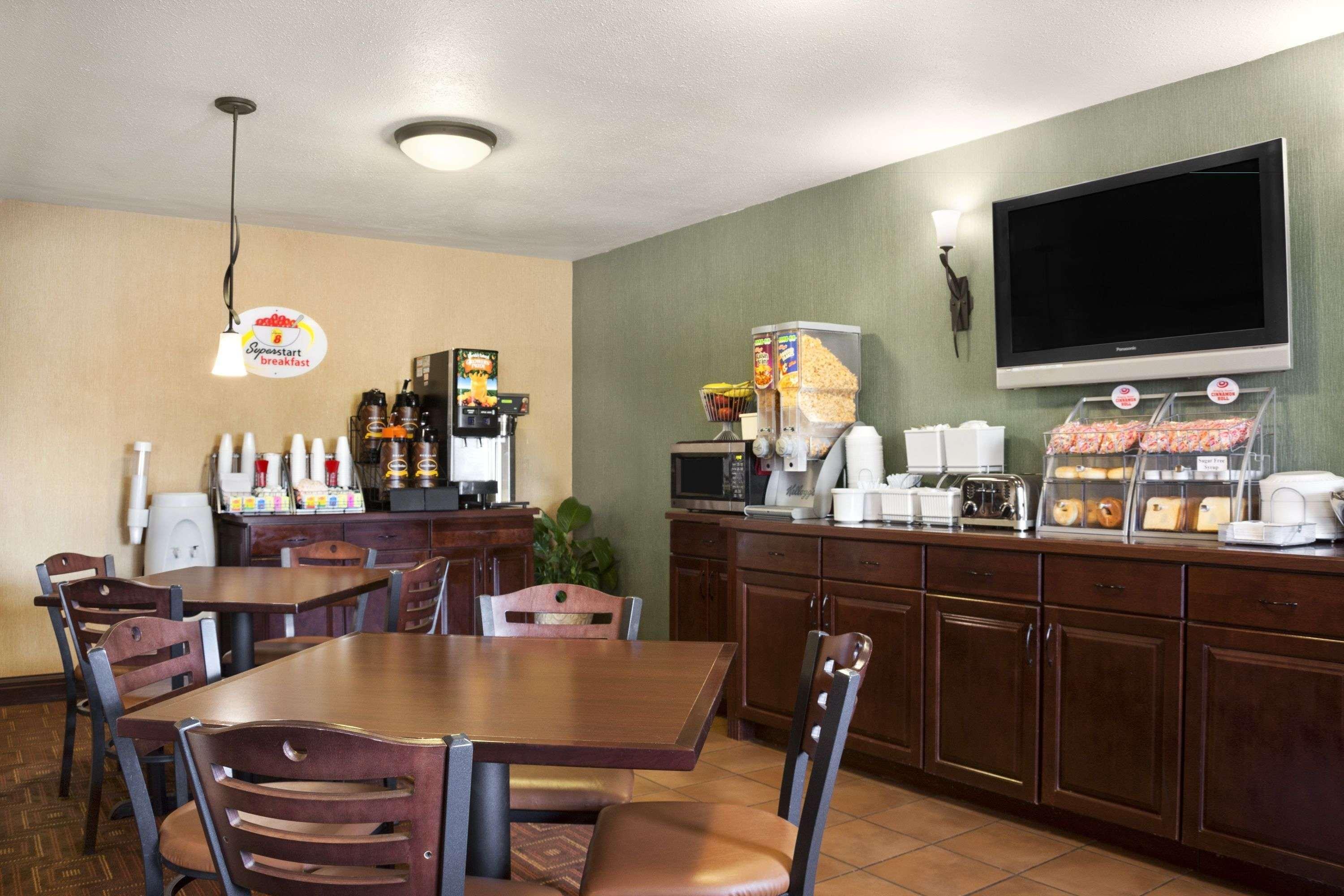 במוטל Super 8 By Wyndham Fairview Heights-St. Louis מראה חיצוני תמונה
